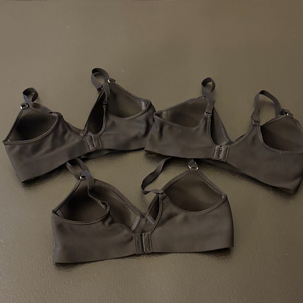 Bundle of 3 Hanes Black Smoothtec Wireless Bras HU05/HP05-Size Small - Picture 3 of 5